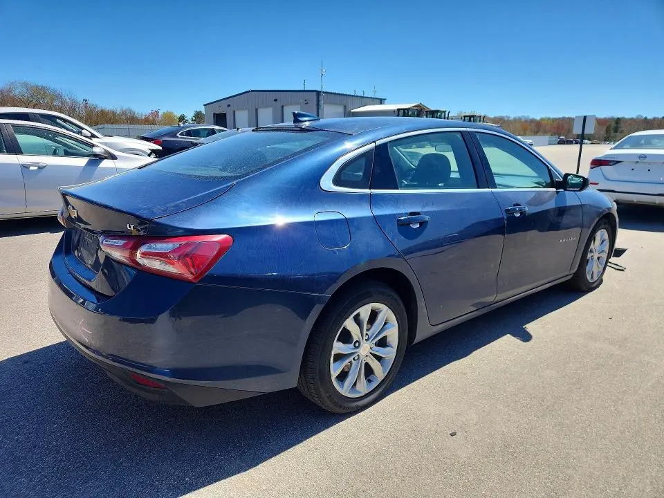 2022 CHEVROLET MALIBU LT  