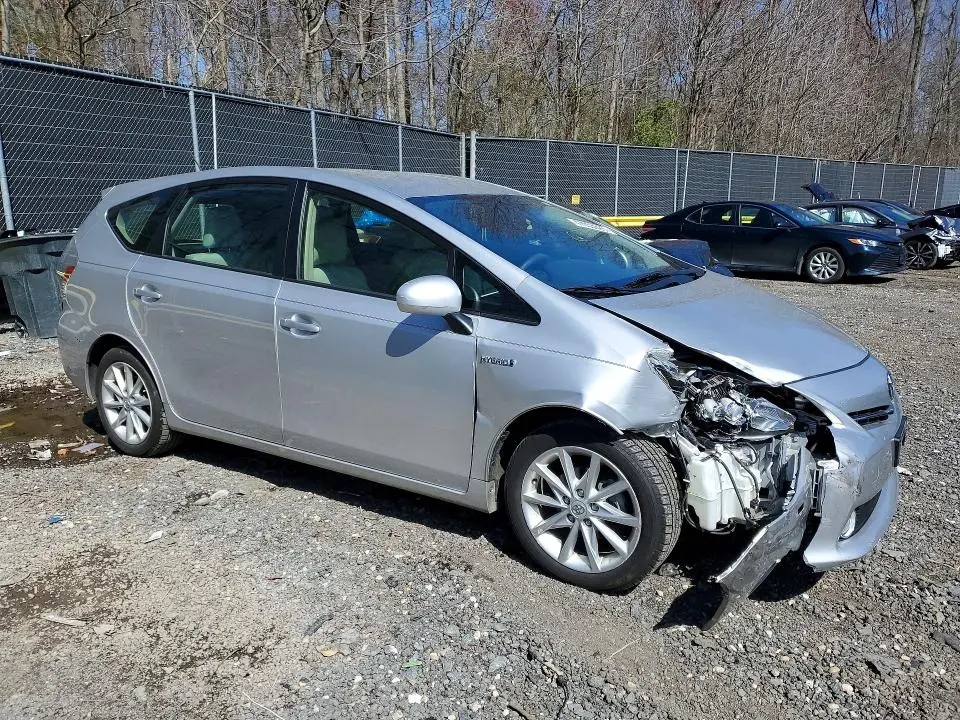 2012 TOYOTA PRIUS V FIVE  
