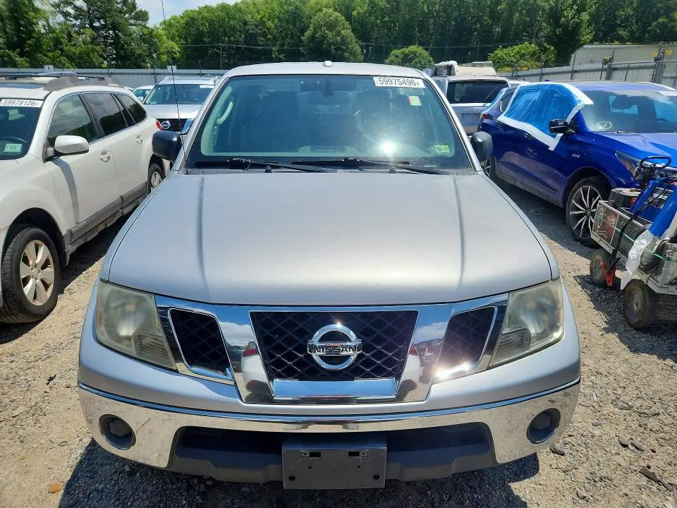 2011 NISSAN FRONTIER S  