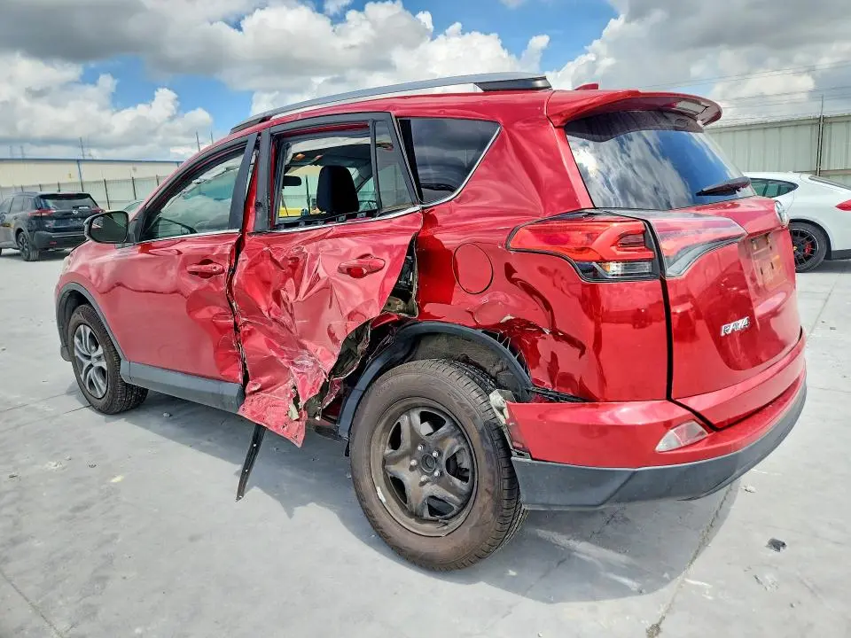 2017 TOYOTA RAV4 LE  