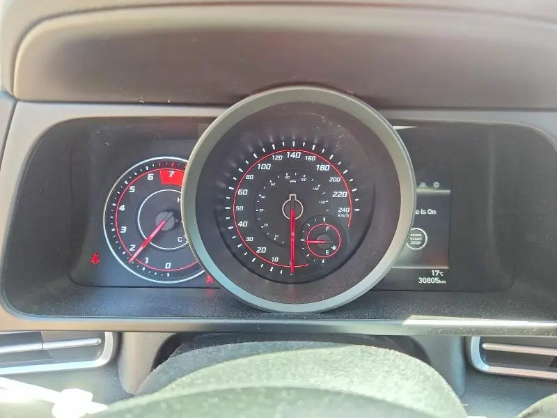 2022 HYUNDAI ELANTRA   