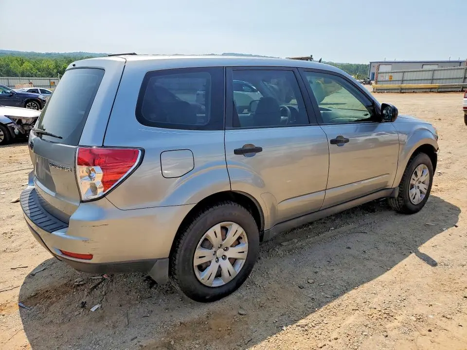 2010 SUBARU FORESTER 2.5X  