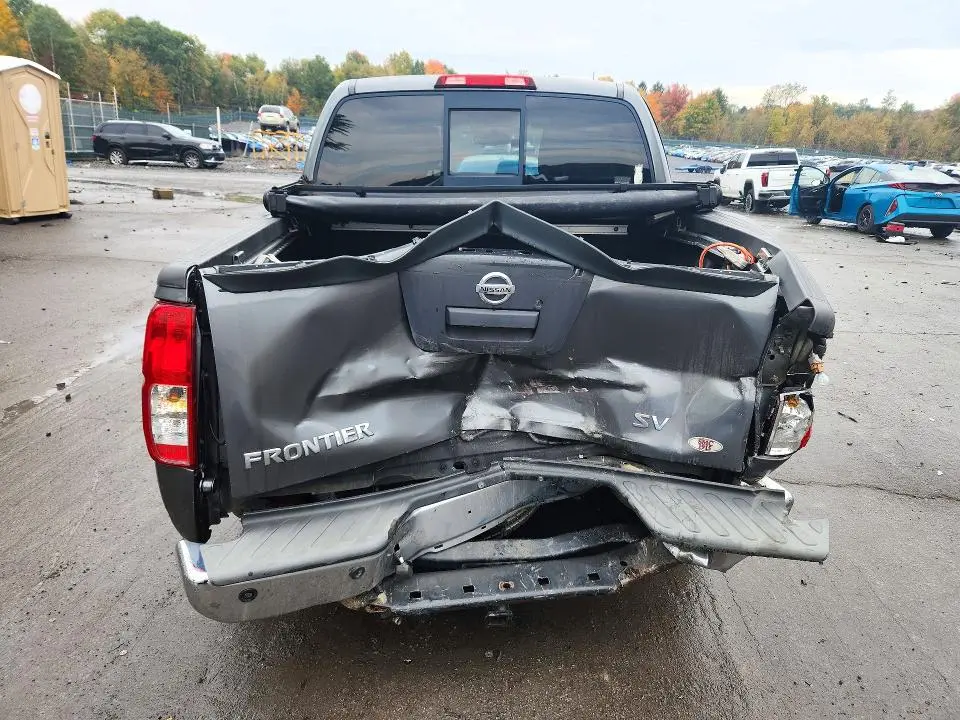 2016 NISSAN FRONTIER SV  