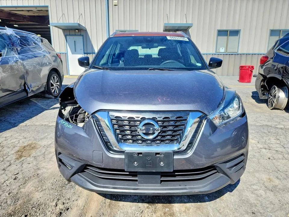 2020 NISSAN KICKS SV  