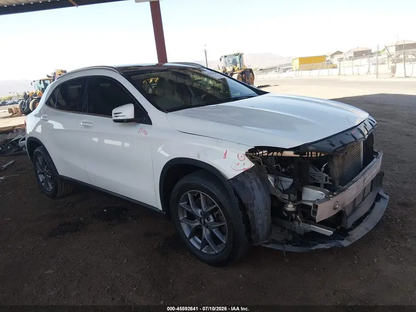 2015 MERCEDES-BENZ GLA 250 4MATIC