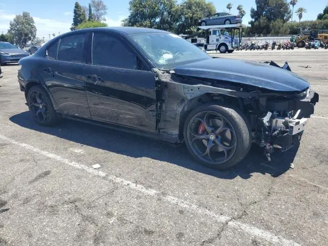 2021 ALFA ROMEO GIULIA TI  