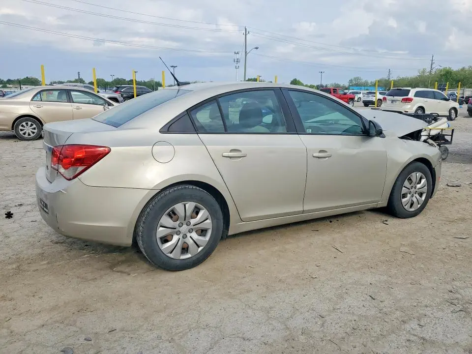 2013 CHEVROLET CRUZE LS  