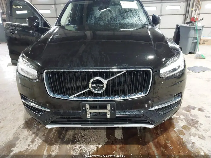 2017 VOLVO XC90 T6 MOMENTUM
