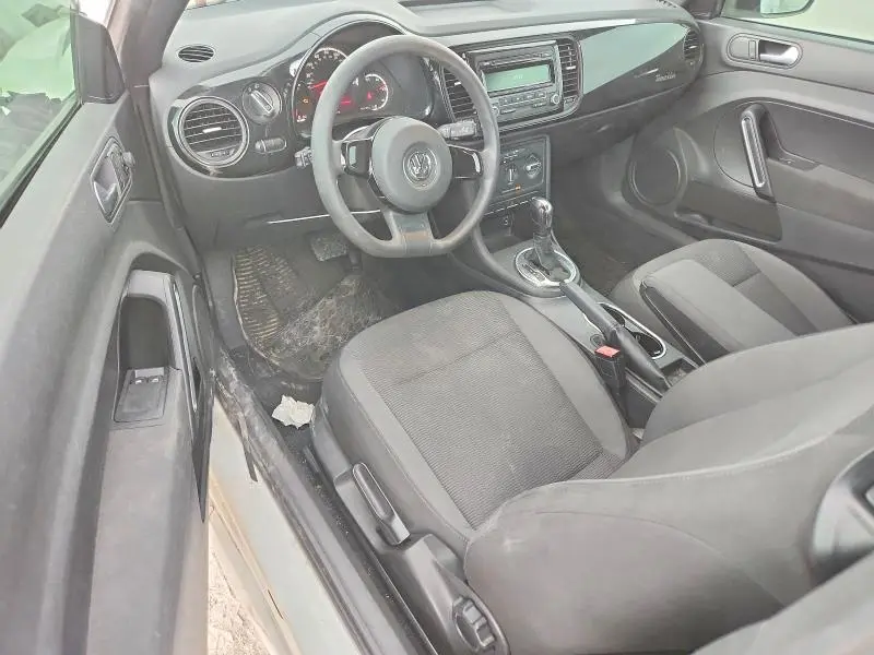 2013 VOLKSWAGEN BEETLE   