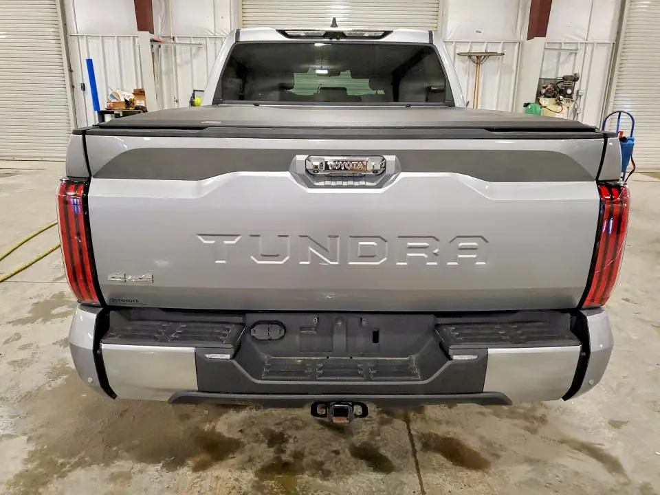 2024 TOYOTA TUNDRA LIMITED  