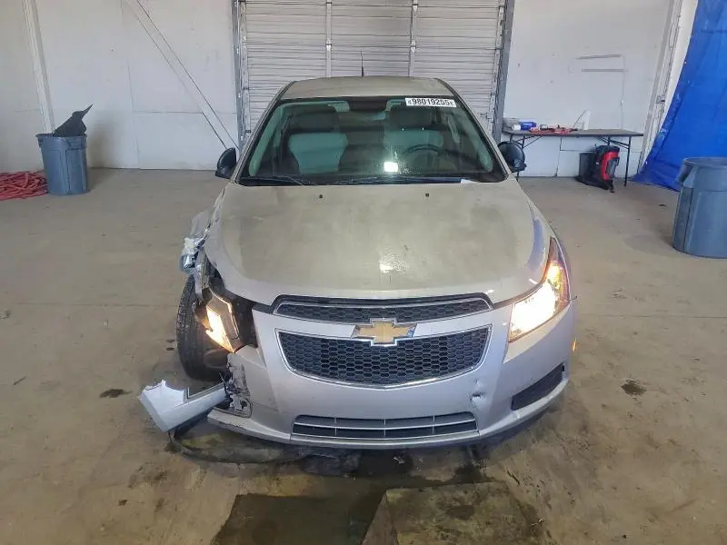 2013 CHEVROLET CRUZE LS  