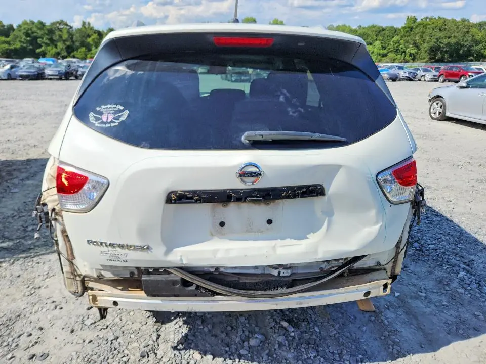 2016 NISSAN PATHFINDER S  