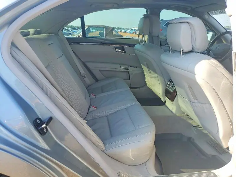 2012 MERCEDES-BENZ S 550  