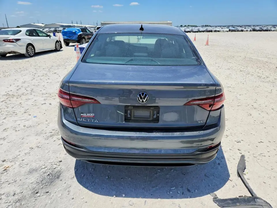 2024 VOLKSWAGEN JETTA SE  