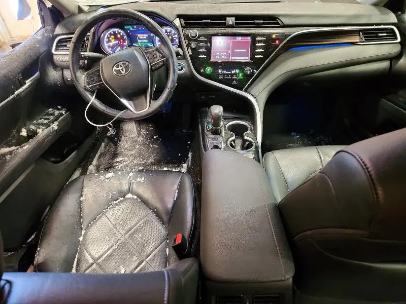 2018 TOYOTA CAMRY XLE  