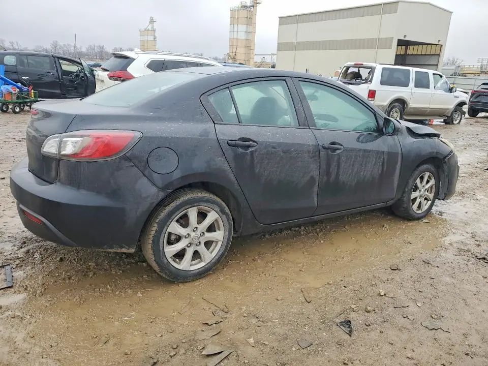 2011 MAZDA 3   