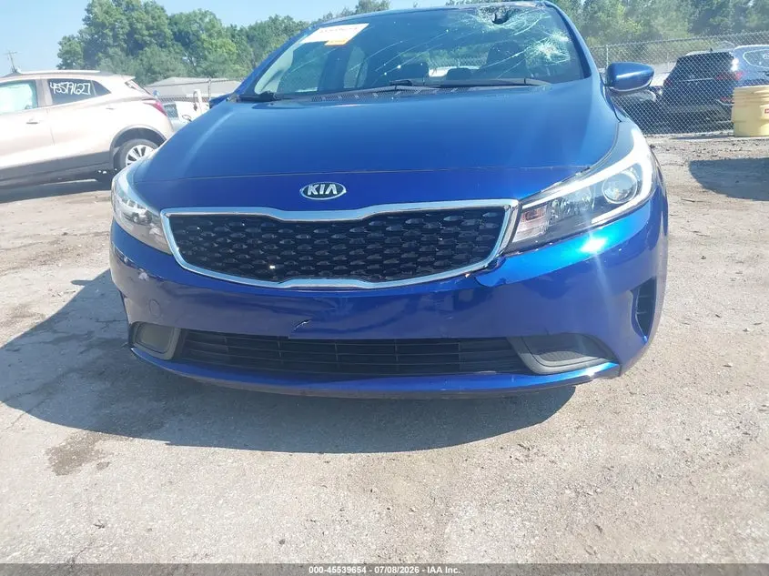 2017 KIA FORTE LX