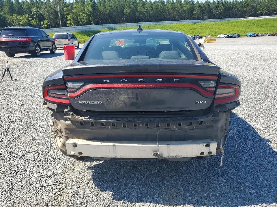 2016 DODGE CHARGER SXT  