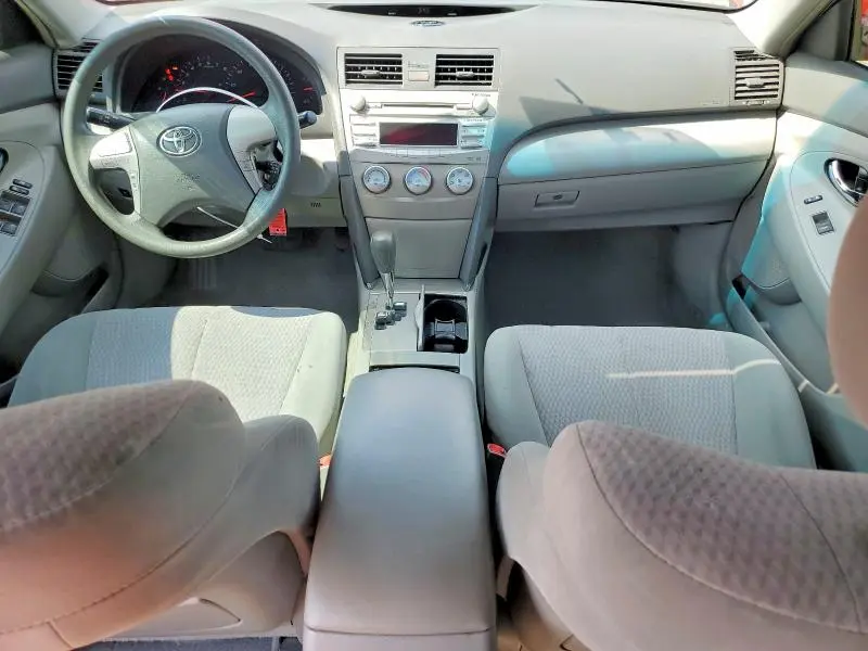 2010 TOYOTA CAMRY LE  