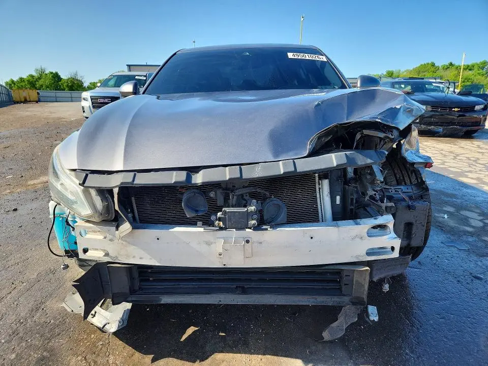 2019 NISSAN ALTIMA SV  