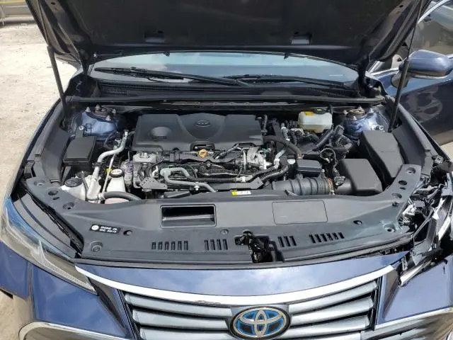 2019 TOYOTA AVALON XLE  