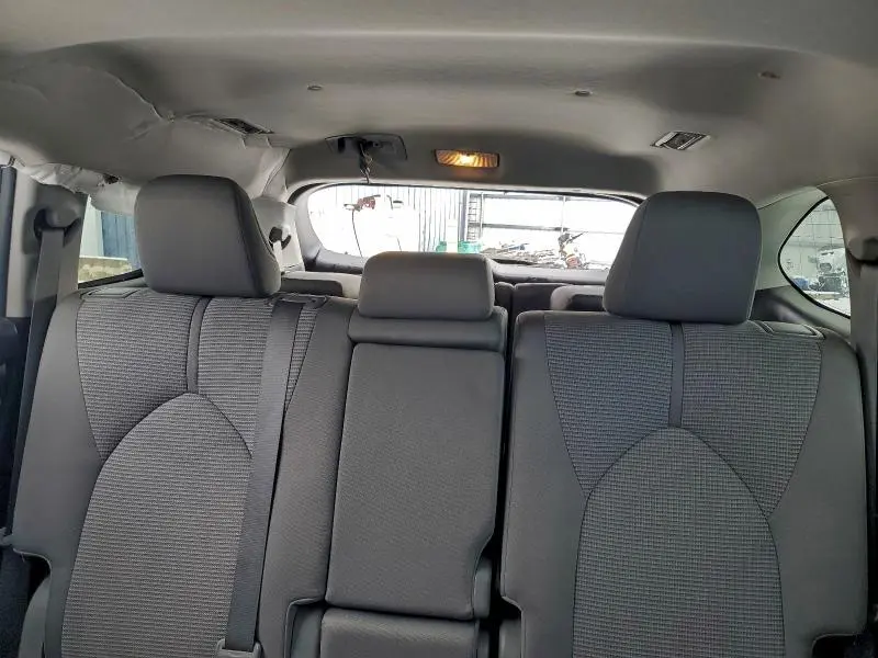 2021 TOYOTA HIGHLANDER HYBRID LE  