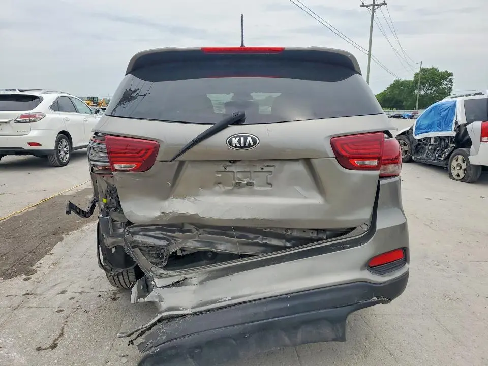 2019 KIA SORENTO LX V6  
