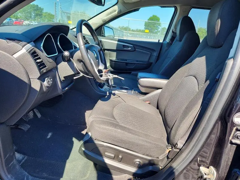 2012 CHEVROLET TRAVERSE LT  