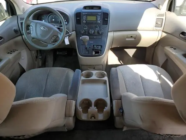 2011 KIA SEDONA LX  