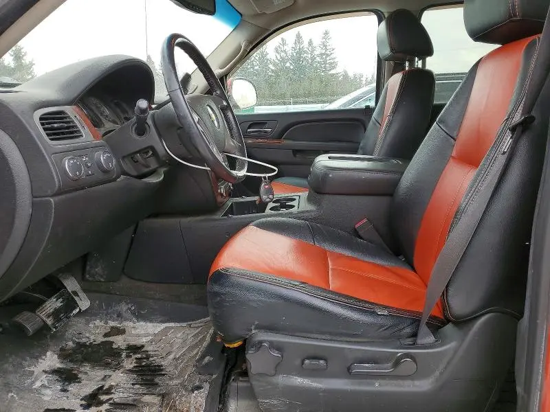 2011 CHEVROLET AVALANCHE LT  