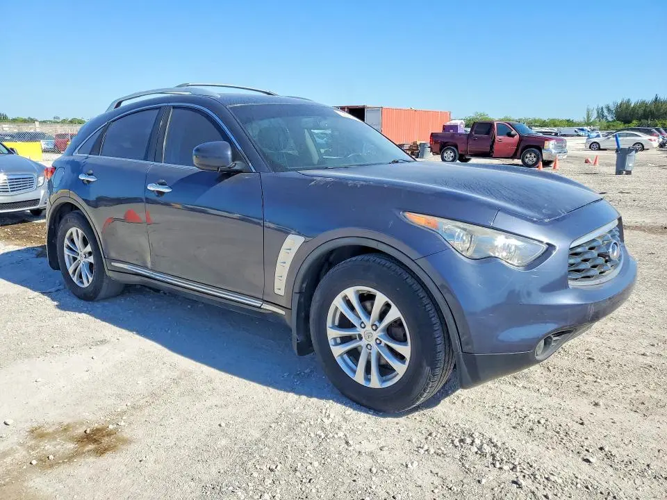 2010 INFINITI FX35 BASE  