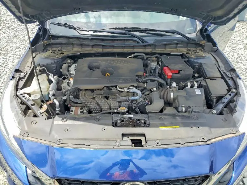 2019 NISSAN ALTIMA SR  