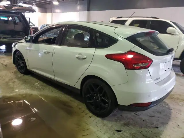 2016 FORD FOCUS SE  
