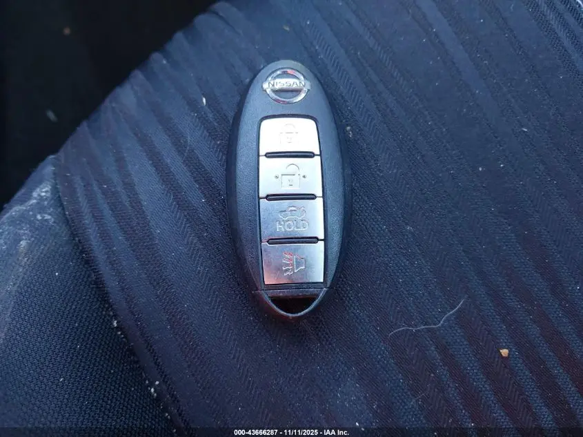 2017 NISSAN SENTRA SV