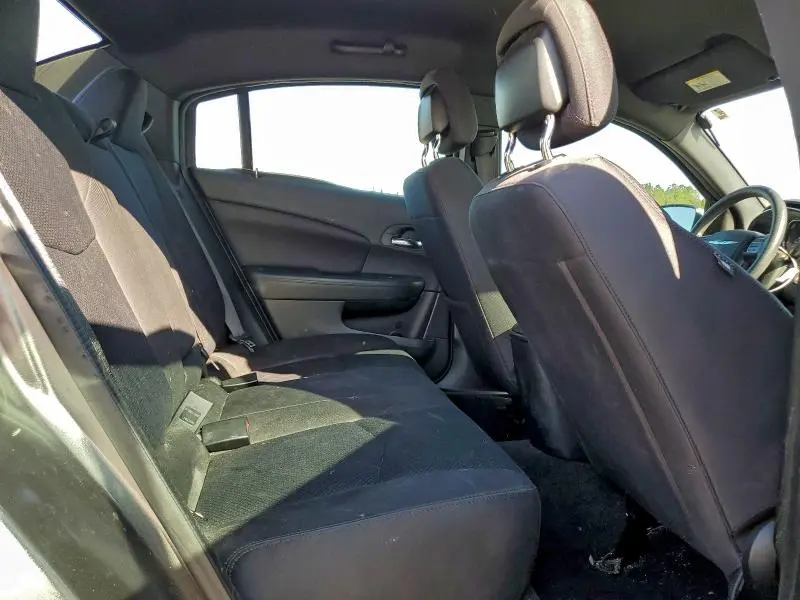 2013 CHRYSLER 200 LX  