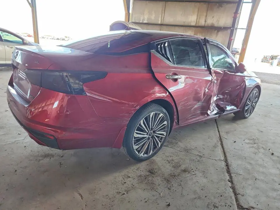 2023 NISSAN ALTIMA SL  