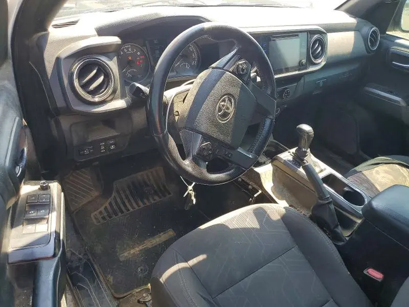 2017 TOYOTA TACOMA SR V6  