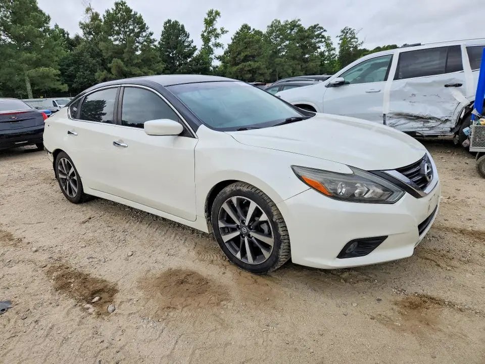2017 NISSAN ALTIMA   