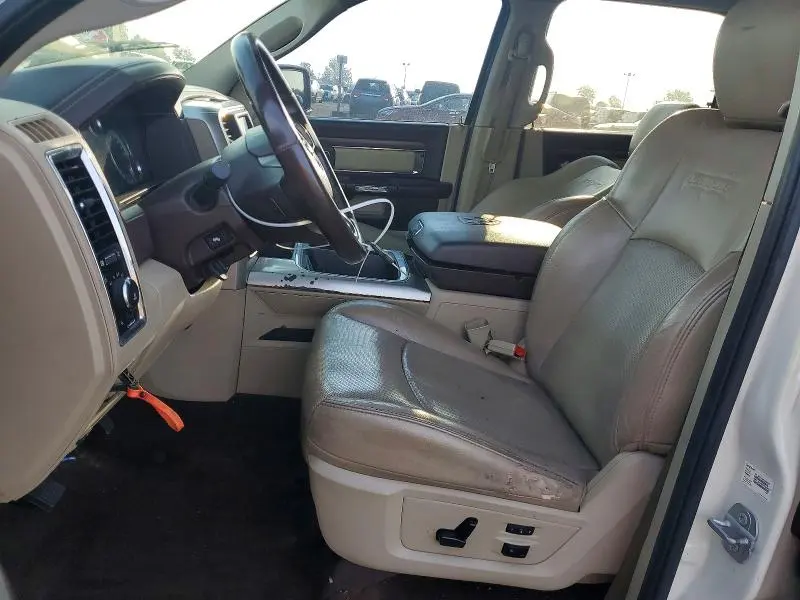 2016 RAM 1500 LARAMIE  