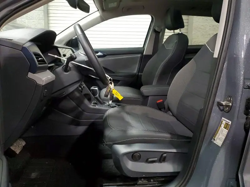 2024 VOLKSWAGEN TAOS SE  