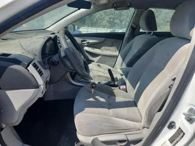 2013 TOYOTA COROLLA BASE  