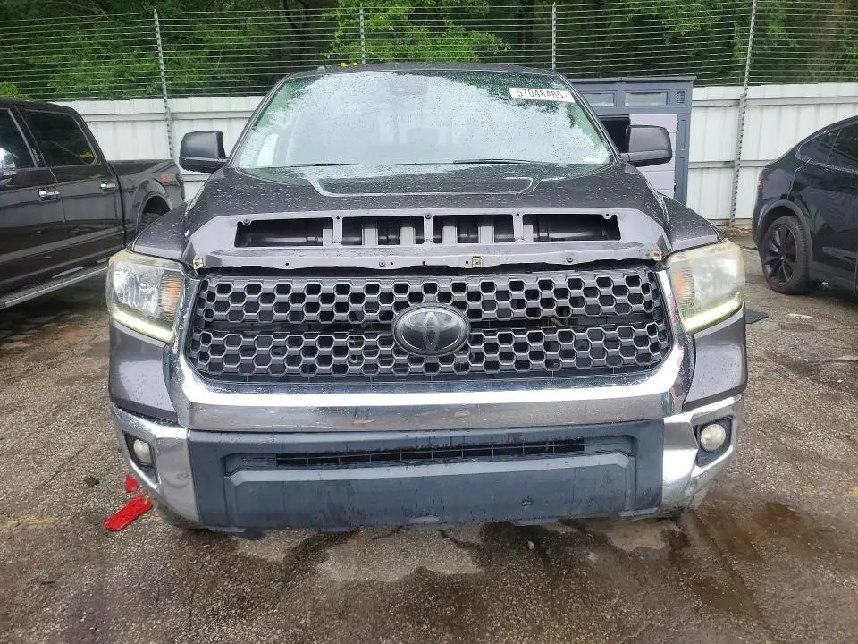 2018 TOYOTA TUNDRA SR5  