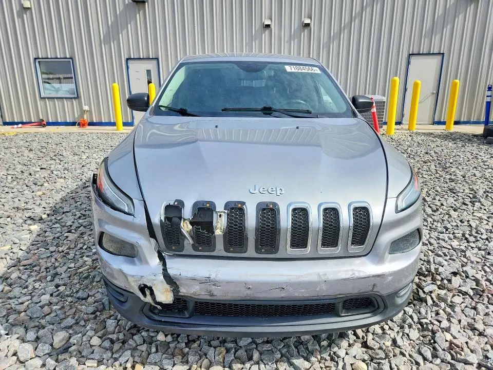 2015 JEEP CHEROKEE SPORT  