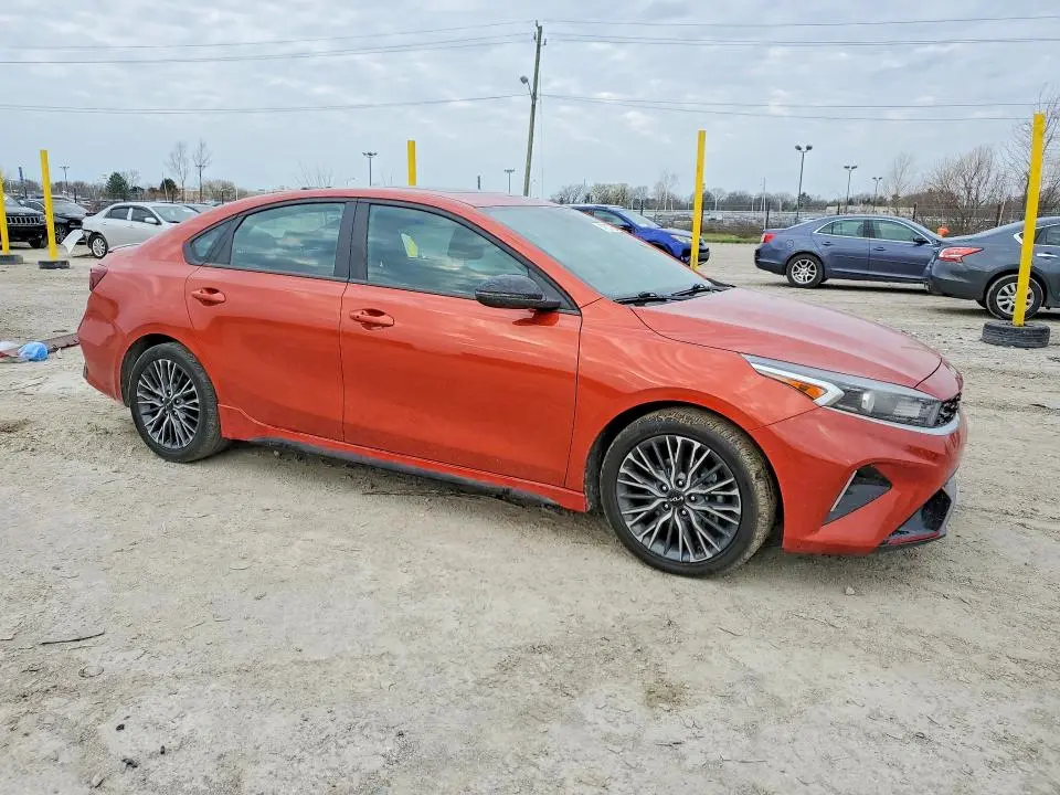 2023 KIA FORTE GT-LINE  