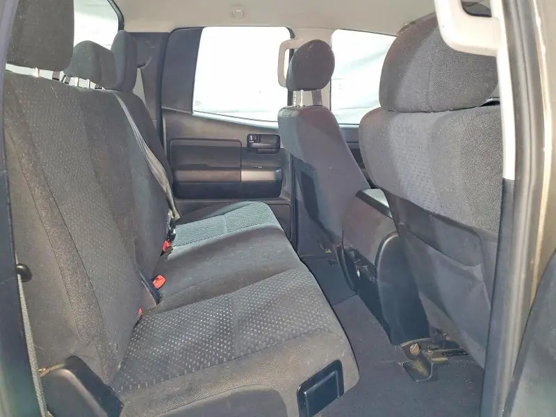 2011 TOYOTA TUNDRA DOUBLE CAB SR5  