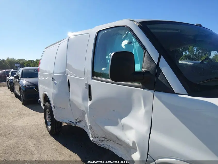 2022 GMC SAVANA CARGO RWD 2500 REGULAR WHEELBASE WORK VAN