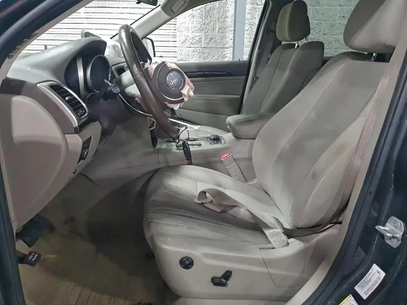 2011 JEEP GRAND CHEROKEE LAREDO  