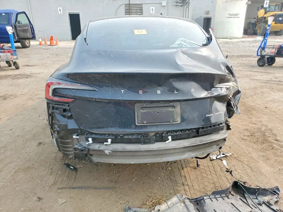 2024 TESLA MODEL 3   