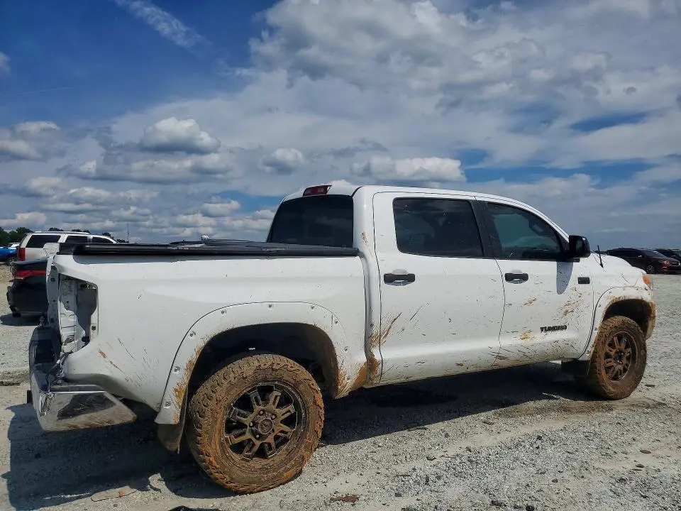 2015 TOYOTA TUNDRA SR5  