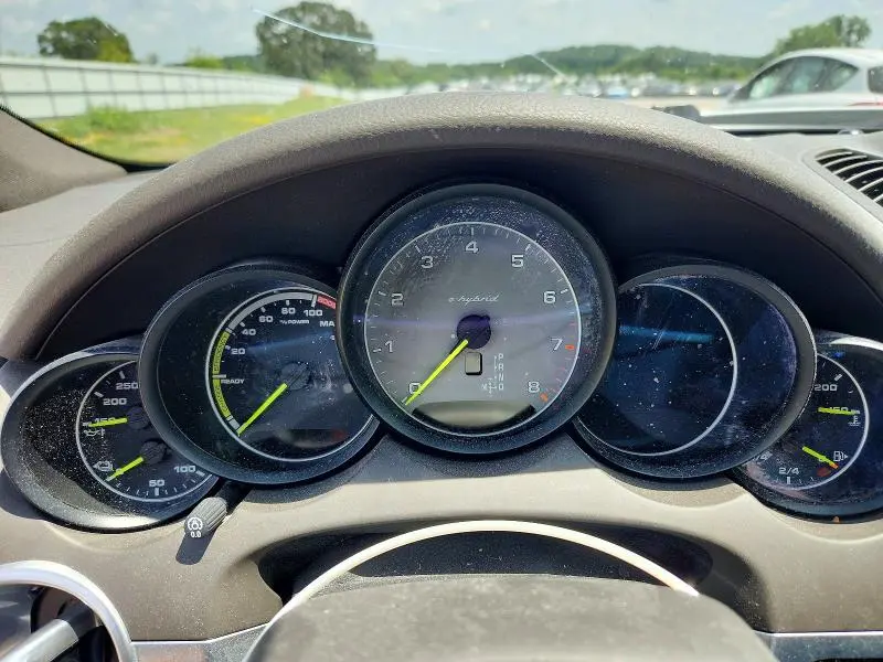 2017 PORSCHE CAYENNE SE HYBRID PLATINUM  